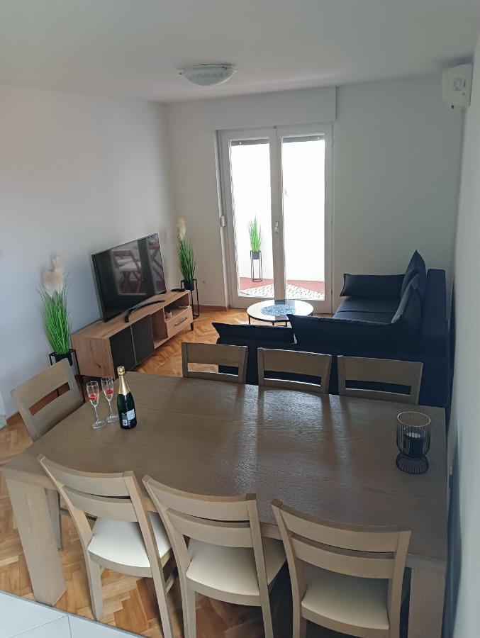 Apartman Luna Zadar Bagian luar foto