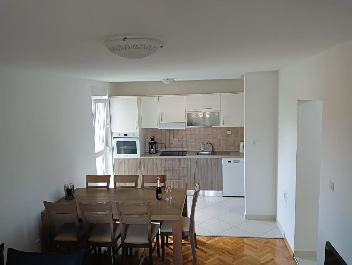 Apartman Luna Zadar Bagian luar foto